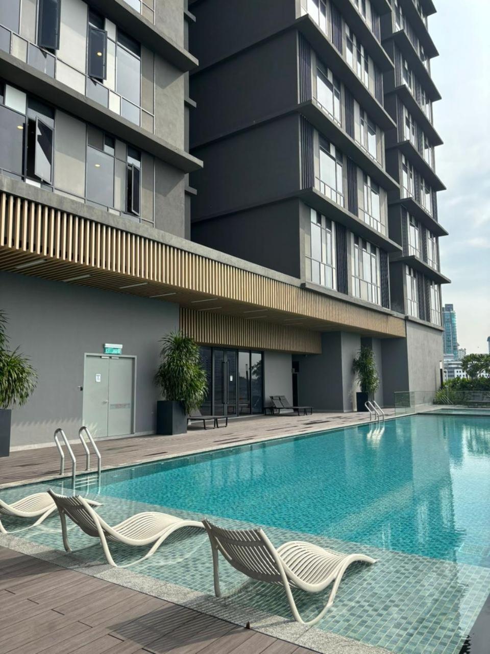 Aparthotel Societe By Bamboo Hospitality à Kuala Lumpur Extérieur photo